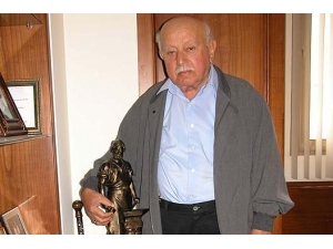 Ünlü İş Adamı Bugün Toprağa Verilecek