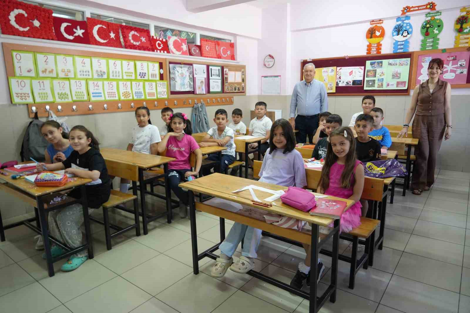 nigde-de-halk-egitim-merkezi-nin-yaz-okuluna-rekor-ilgi-kurslara-bin-71-ogrenci-katildi