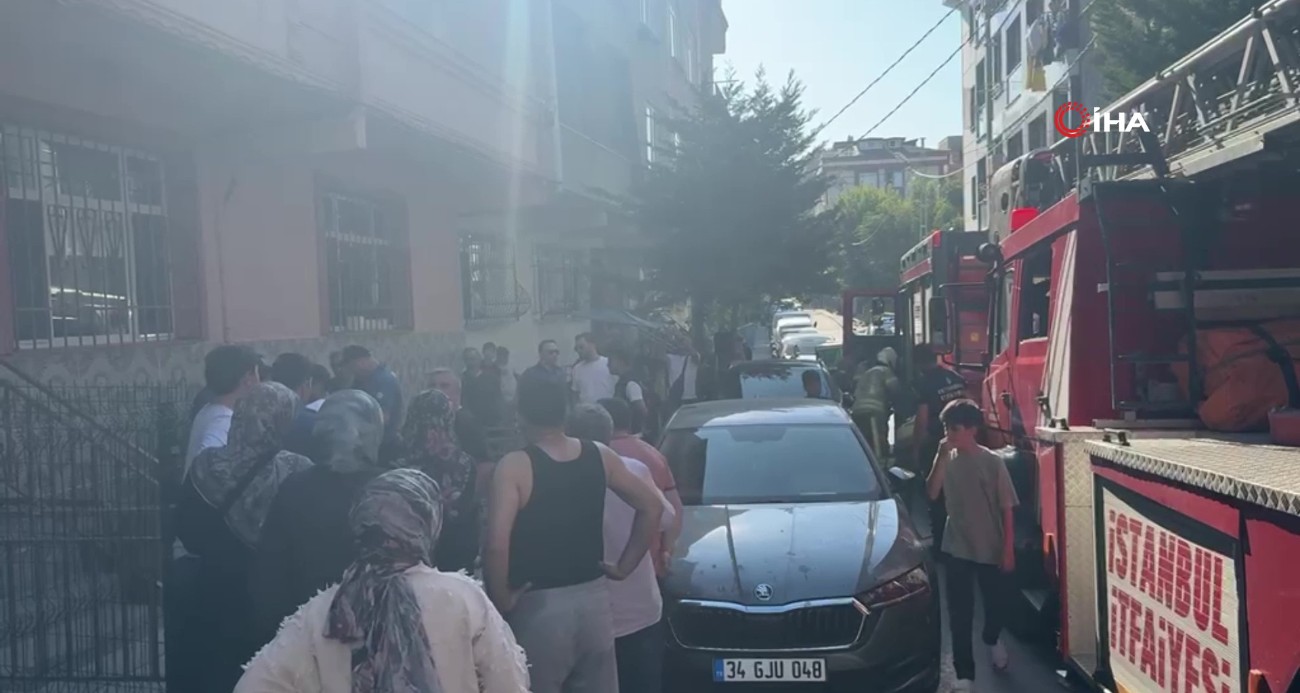 kucukcekmece-de-evde-deodorant-kutusu-patladi-2-si-cocuk-3-kisi-yaralandi
