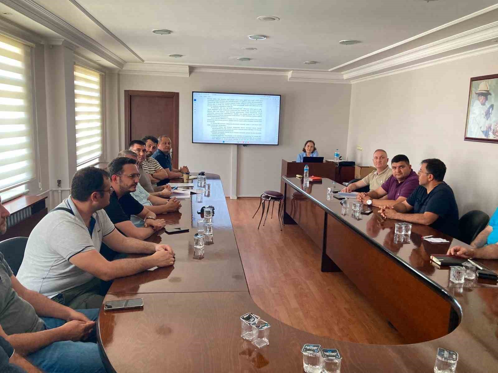 tekirdag-da-etlik-ve-yumurtaci-isletmelerde-denetim-sureci-anlatildi