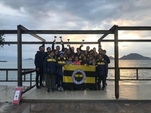 Fenerbahçe Doğuş Yelken Şubesi’nden Birincilik