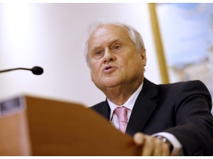 Agit Özel Temsilcisi Sajdik Ukrayna’daki Barış Sürecine Ab’nin De Katılacağını Açıkladı