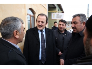 Vali Pehlivan, Mutlu Köyü’nde Vatandaşlar Ve Köy Muhtarları İle Bir Araya Geldi