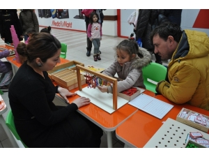 Montessori Atölye Çalışmalarıyla Çocuklar Eğlenerek Öğrendi