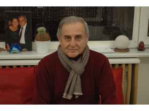 Ressam Devrim Erbil: "Bütün Dünyada Halı Sergisi Yapacağım"