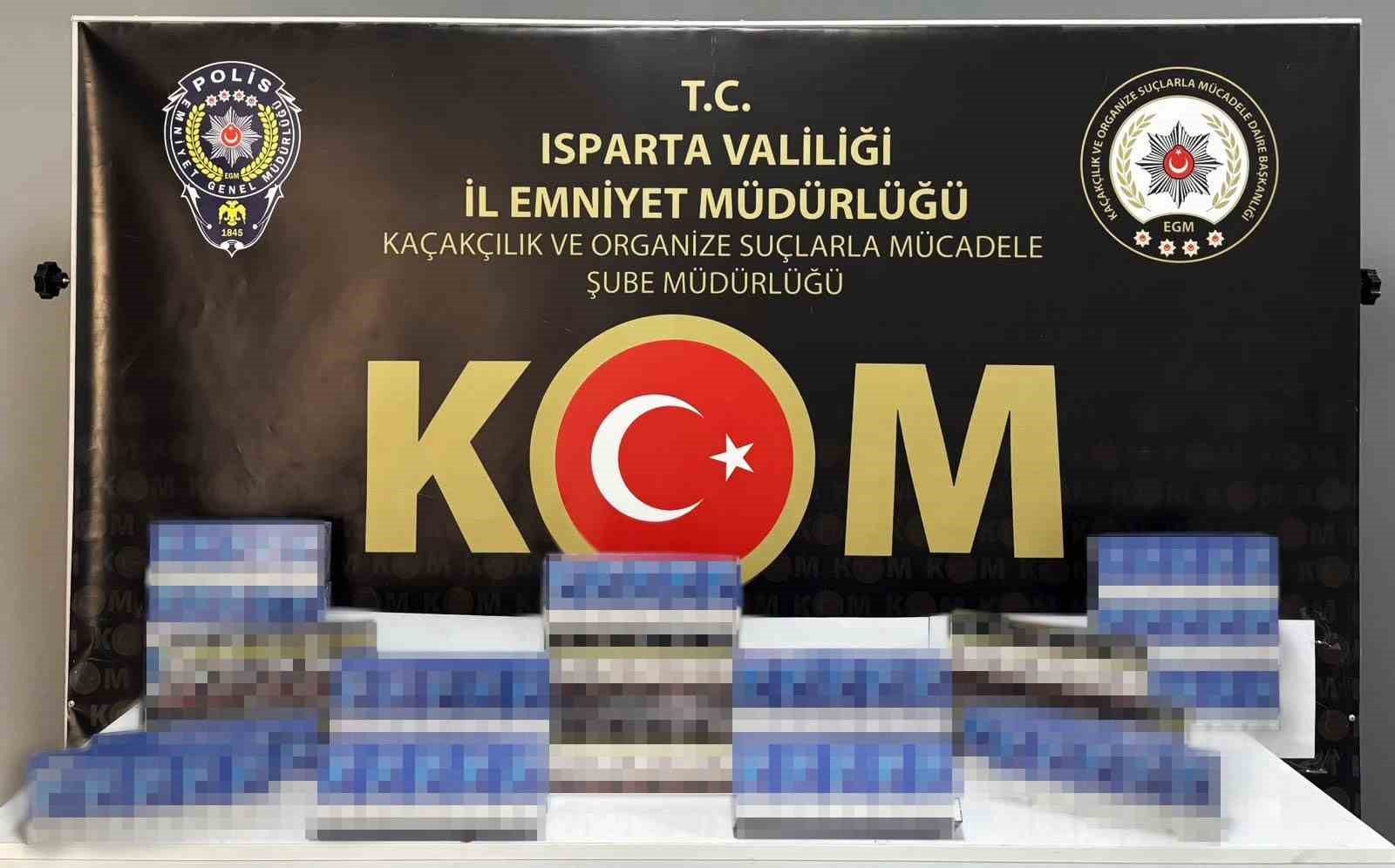 isparta-da-300-paket-kacak-sigara-ele-gecirildi
