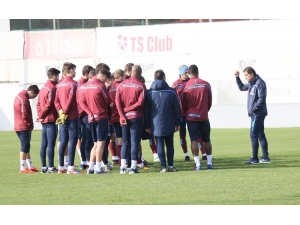 Trabzonspor’un Gençleri Hırs Küpü