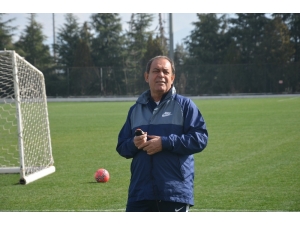 Yücel İldiz: “Bu Takım Rehavete Kapılmaz”