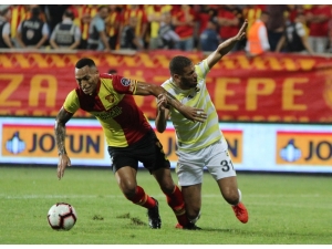 Göztepe, Fenerbahçe Maçında İstanbul’daki Mağlubiyet Serisini Bitirmek İstiyor