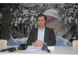 Chp İl Başkanı Yücel: "Bir Kişiyi Ailesinin Ferdiyle, Kardeşiyle Hatta Babasıyla Yargılamak Doğru Değil. Bu Ne Siyaset Anlayışıyla Ne Hukuk Ve Adaletle Bağdaşan Bir Şey Değildir"