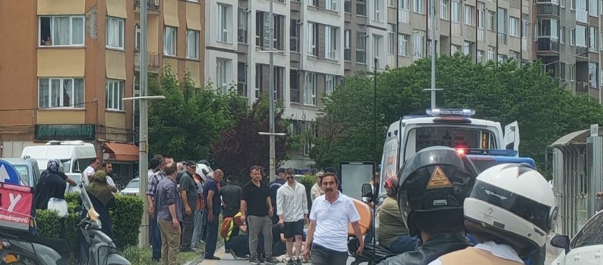 motosikletin-carptigi-2-yaya-yaralandi