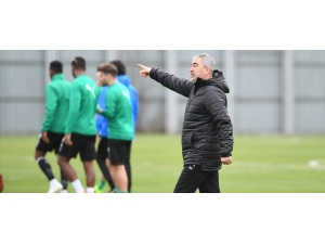 Bursaspor’da Konyaspor Maçı Hazırlıkları Sürüyor