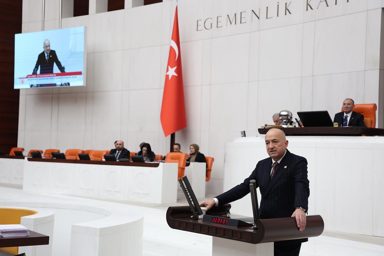 ak-partili-gider-turkiye-nin-erdogan-a-ihtiyaci-bir-siyasi-tercihten-cok-daha-fazlasidir