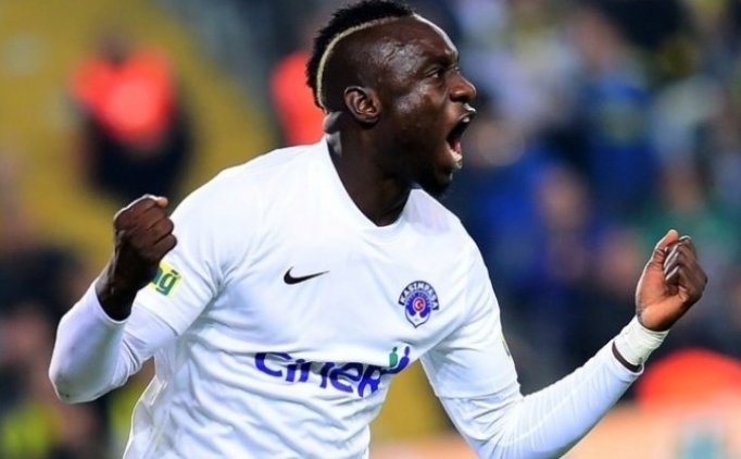 Galatasaray'ın Yeni Golcüsü, Avrupa Ile Yarışıyor