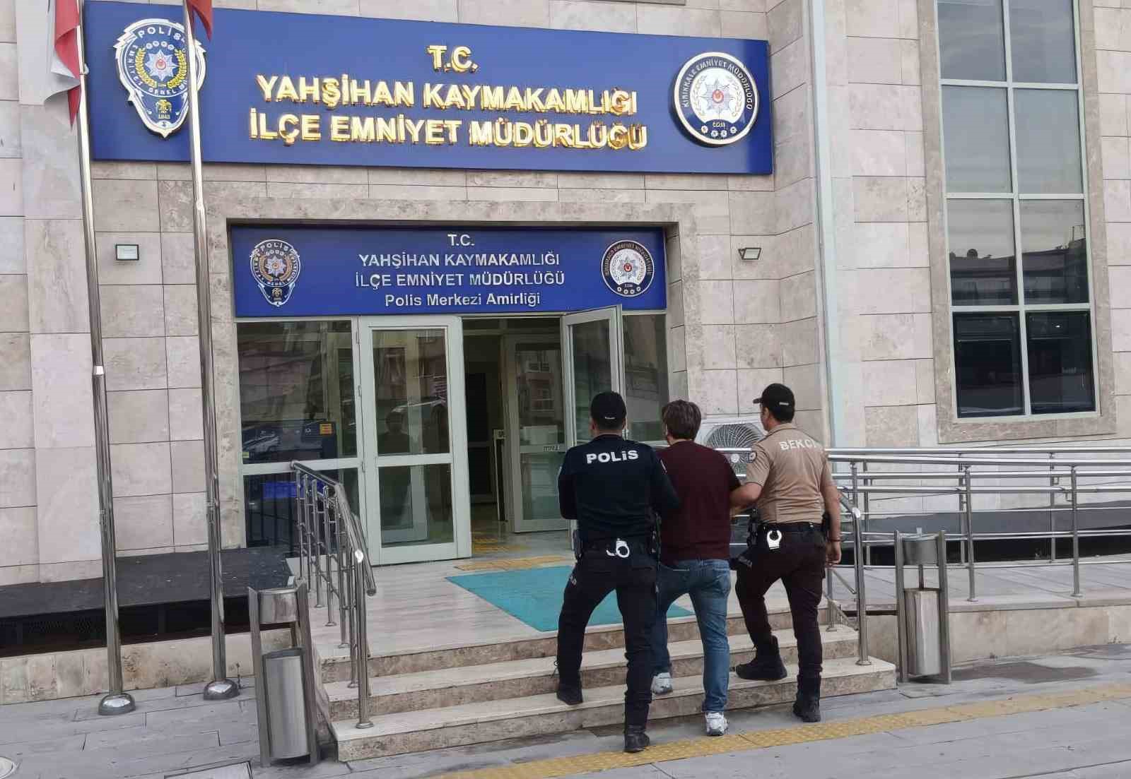 kirikkale-de-karsiliksiz-cek-sucundan-aranan-sahis-yakalandi