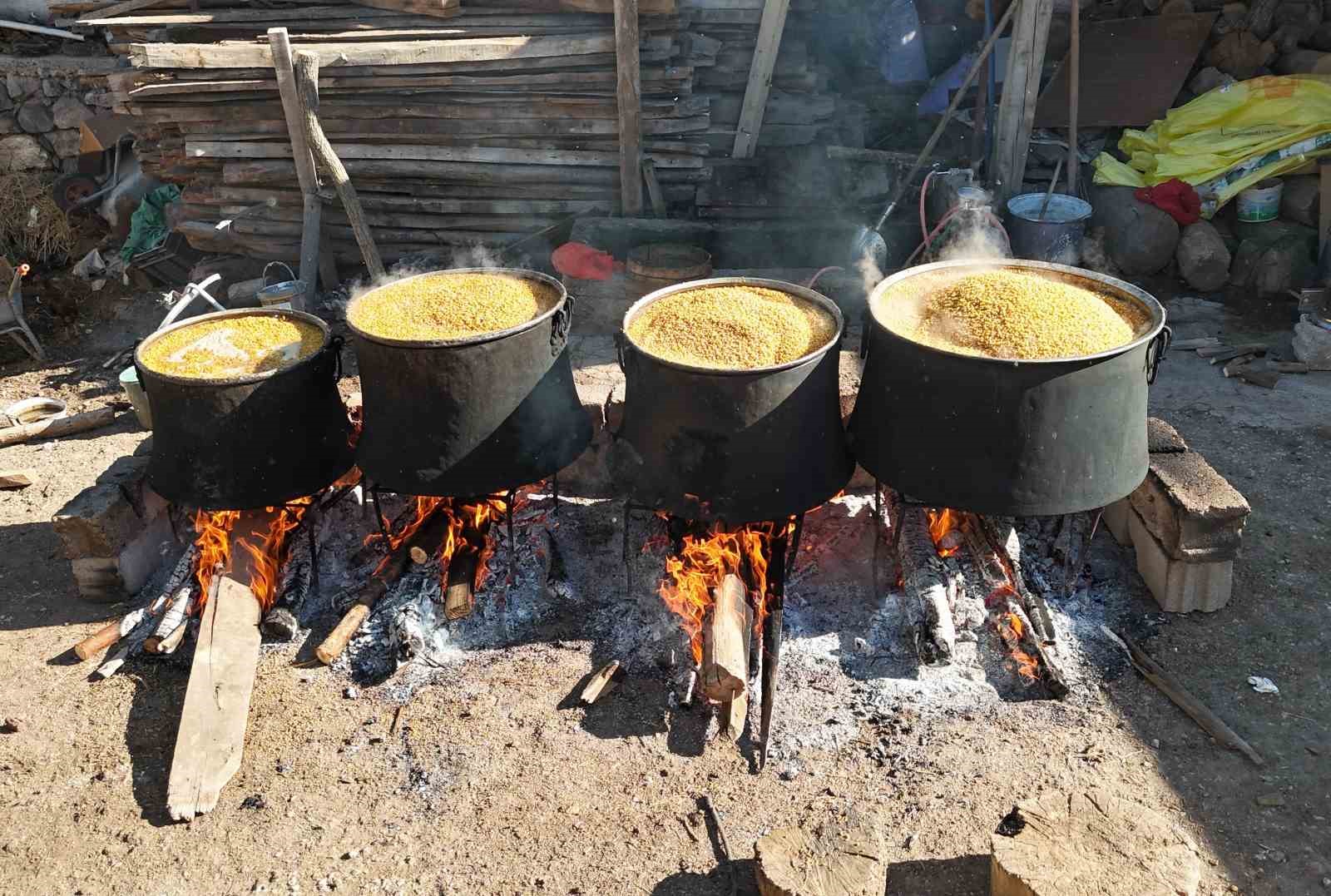 anadolu-sofralarinin-vazgecilmezi-bulgur-icin-kazanlar-kaynamaya-basladi