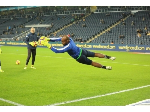 E.yeni Malatyaspor Kalecisi Farnolle’nin Başarılı Performansı