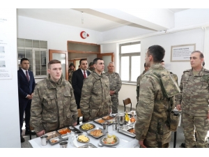 Vali Türker Öksüz, Hudut Karakolları’nda