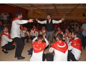 Başkan Doğan, İzmitli Gençleri Asker Ocağına Uğurladı