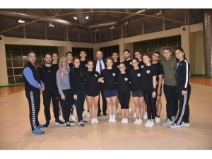 Aytaç’tan Aerobik Cimnastik Milli Takım Kampına Ziyaret