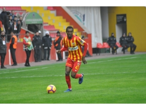 Bernard Mensah’a 2 Maç Ceza