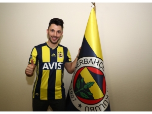 Tolgay Arslan, Resmen Fenerbahçe’de