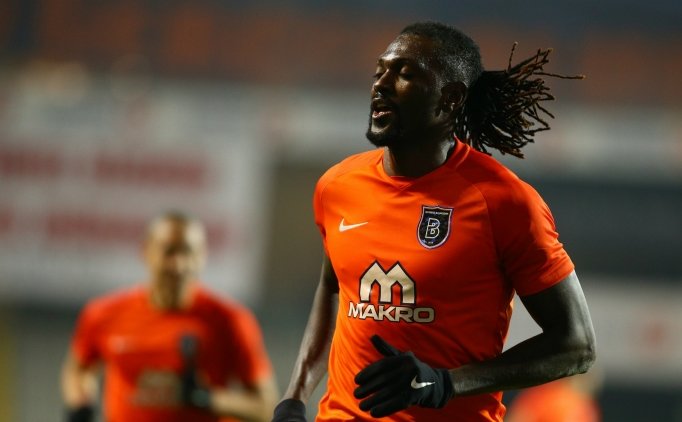 Bülent Uygun: "adebayor, Başakşehir'den Ayrılmayacak"