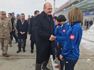 Bakan Soylu Yüksekova’da