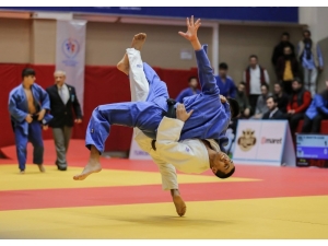 Kağıtsporlu Judocular Samsun’dan 8 Madalya İle Döndü