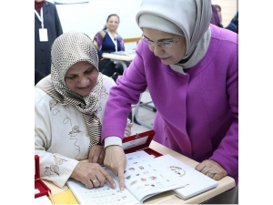 Okur Yazarlık Seferberliği İlk Yılında Rekor Kırdı