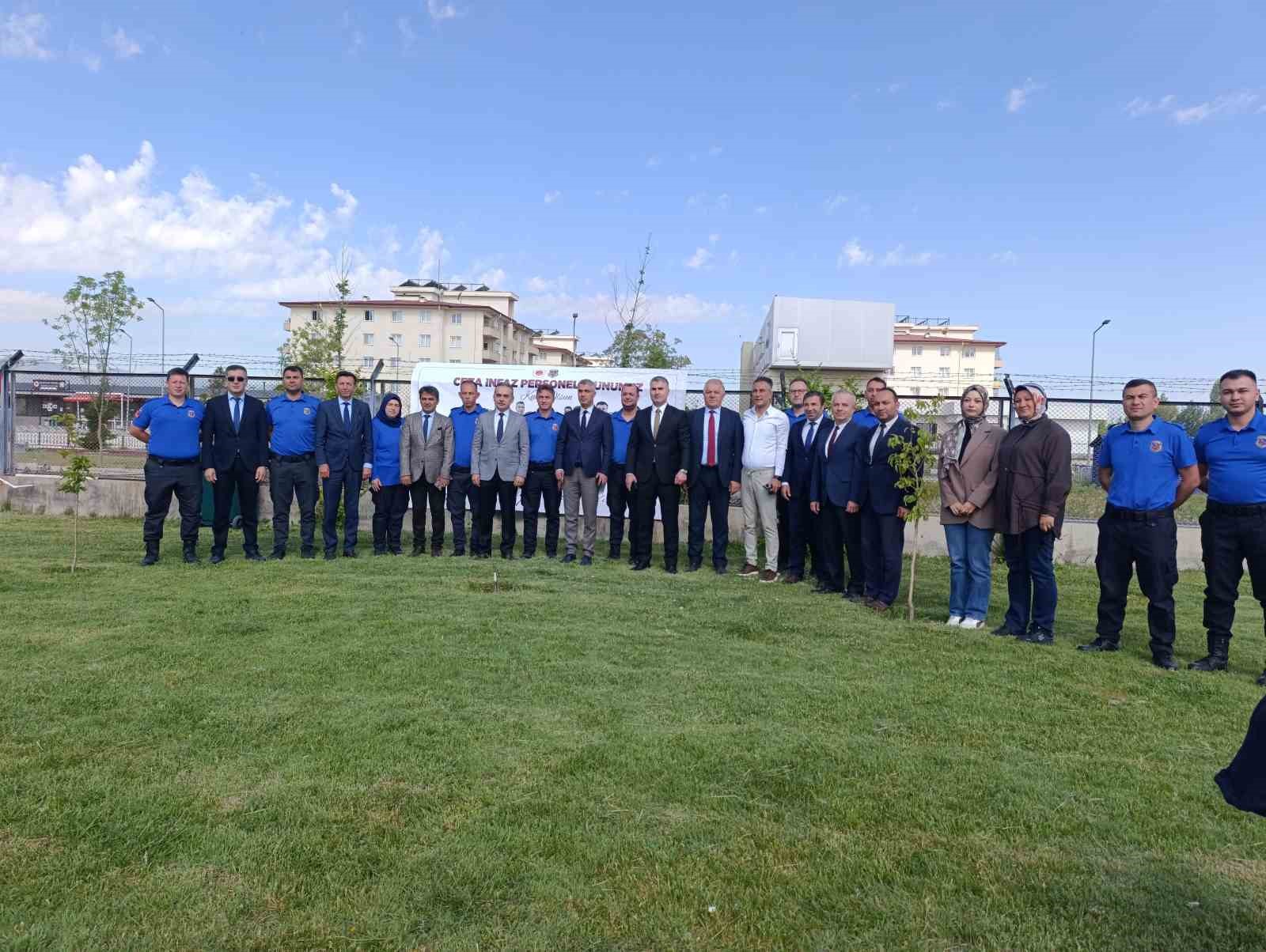 afyonkarahisar-da-ceza-infaz-personeli-gunu-kutlandi