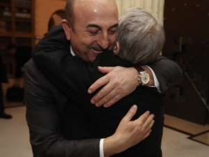 Bakan Çavuşoğlu Kırım Tatar Türklerinin Lideri Kırımoğlu İle Görüştü