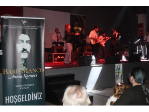 Ayvalık’ta Barış Manço Sevgisi Salonlara Sığmadı