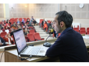 Komek Yeni Döneme Hazırlanıyor