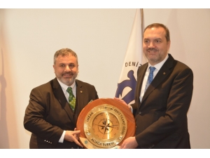 Sanayi Kenti Aliağa, Yunanistan Ve Mısır’a Yakıt İkmalde Rakip Oluyor