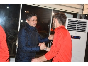 Aliağaspor Fk’nın Futbolcuları Motivasyon Yemeğinde Buluştu