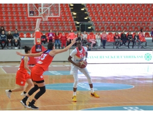 Bellona Kayseri Basketbol Evinde Yenildi