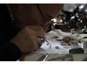 Antika Saatler Üç Ortağın Elinde Hayat Buluyor