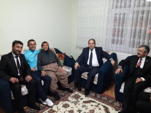 Kaptan Osman Çakmak’ın Annesi Son Yolculuğuna Uğurlandı