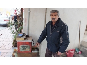 Burhaniyeli Çakmakçı 30 Yıldır Aynı Tezgahta Hizmet Veriyor