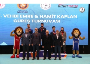 Vehbi Emre Ve Hamit Kaplan Güreş Turnuvası’nda Şampiyon Türkiye