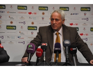 Coşkun Demirbakan: "Daha İyi Olmamız Lazım Bu Yeterli Değil"