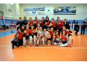 Sultanlar Adana’dan Galibiyetle Döndü