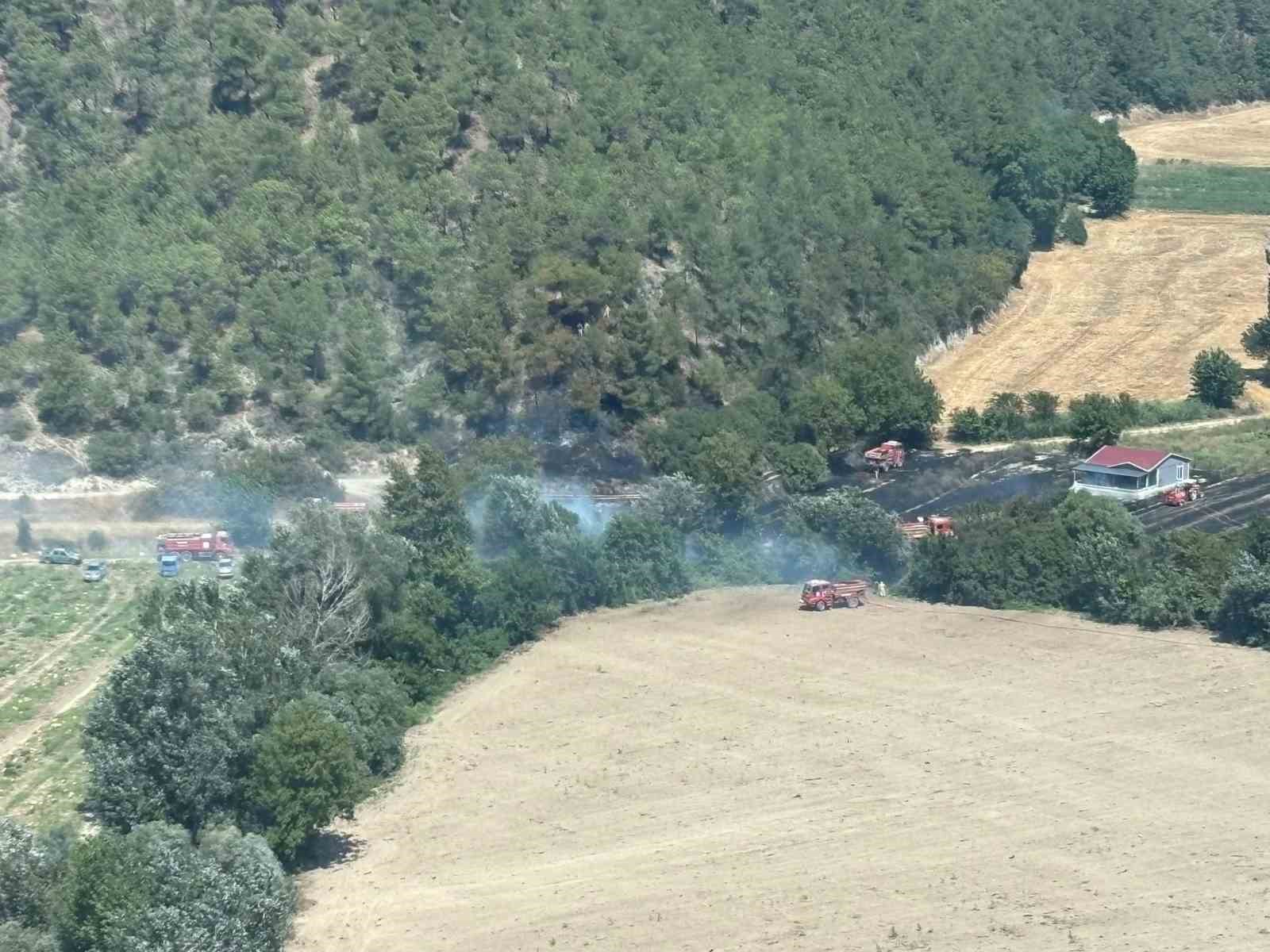 bilecik-te-ormanlik-alanda-yangin-cikti