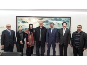 Dpü’nün ‘Kütahya Desenleri’ Kitabı Kültür Ve Turizm Bakanlığı’nda