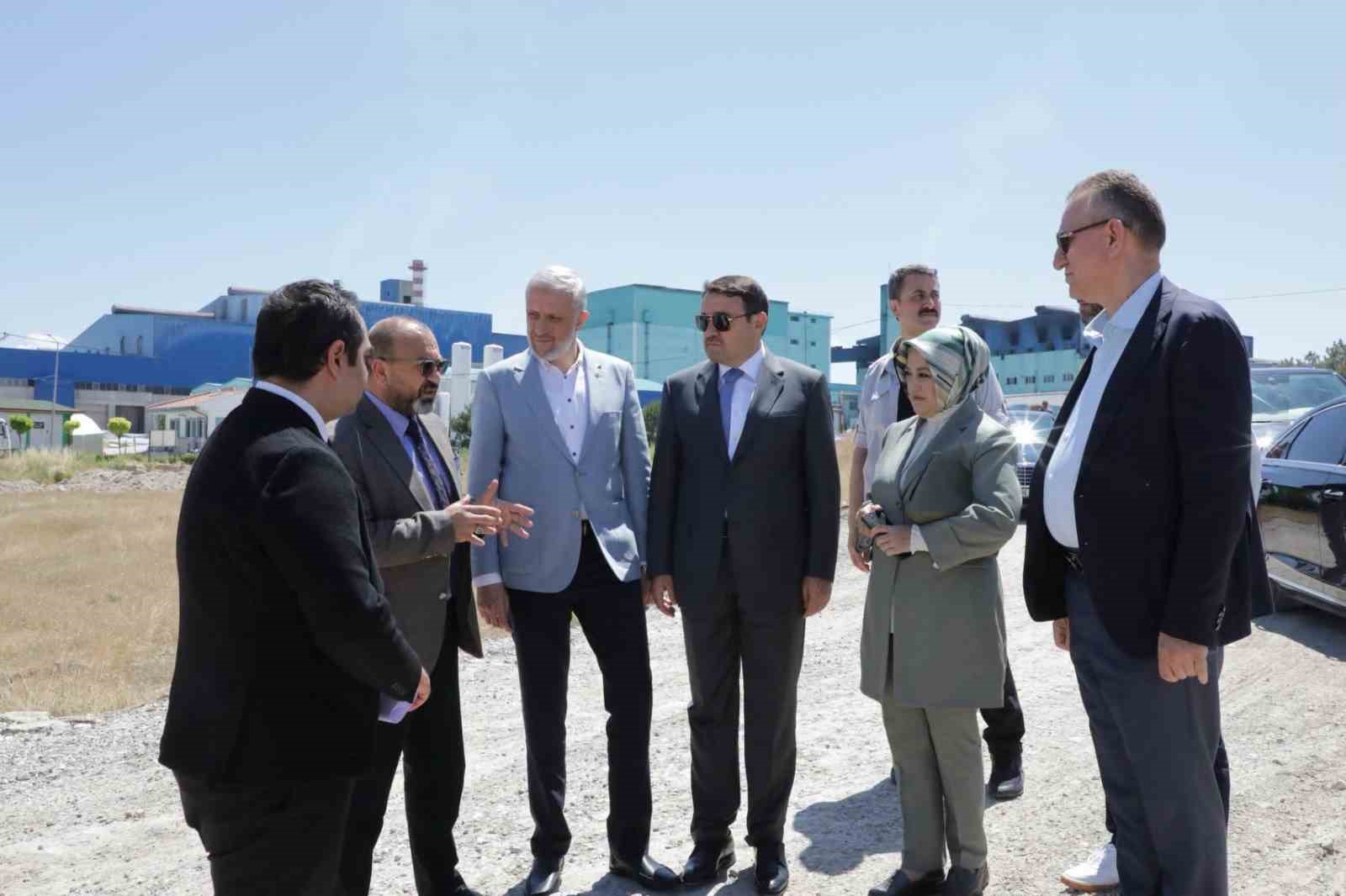 kutahya-da-demiryolu-baglantili-lojistik-merkez-projesinde-son-durum-incelendi