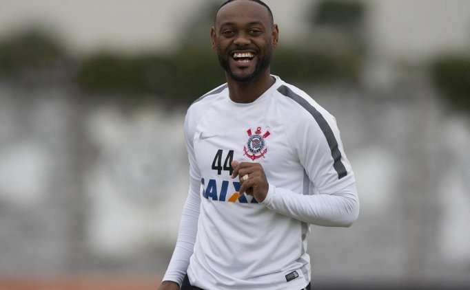 Vagner Love: "beşiktaş'ta Mali Problemler Vardı"