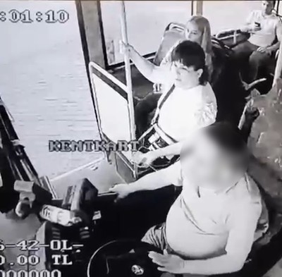 otobuste-ucretsiz-ulasim-kartinda-sorun-yasayan-gazi-esi-rencide-edildigi-gerekcesiyle-suc-duyurusunda-bulundu