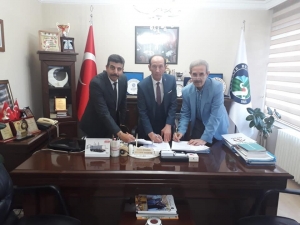 Hizmet-iş Sendikası, Şaphane Belediyesi İle Sözleşme İmzaladı