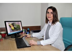 Toksinleri Atmak İçin Günlük En Az 14 Bardak Su Tüketin